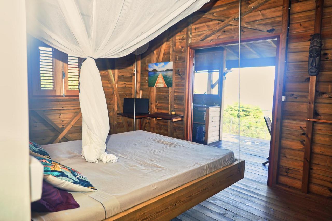 Ti Kaz Anoli Cottage En Bois Avec Vue Sur La Baie Terre-de-Bas Екстер'єр фото